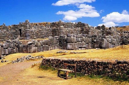 Khám phá sự kỳ bí của bức tường đá Sacsayhuaman - 4 Đình
Huế